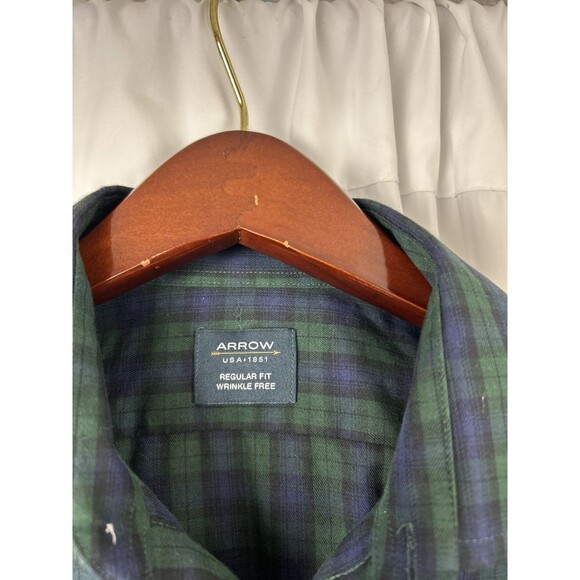 Arrow Mens Green Blue Plaid Long Sleeve Button Up Shirt S 14-14 1/2 Wrinkle Free - Picture 2 of 10